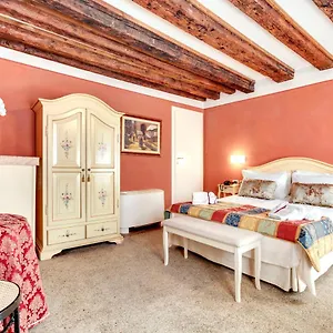 vizitați hotelul