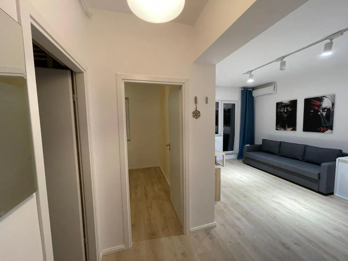 Treasure Luxury Apartment Palace Bukareszt 0*,